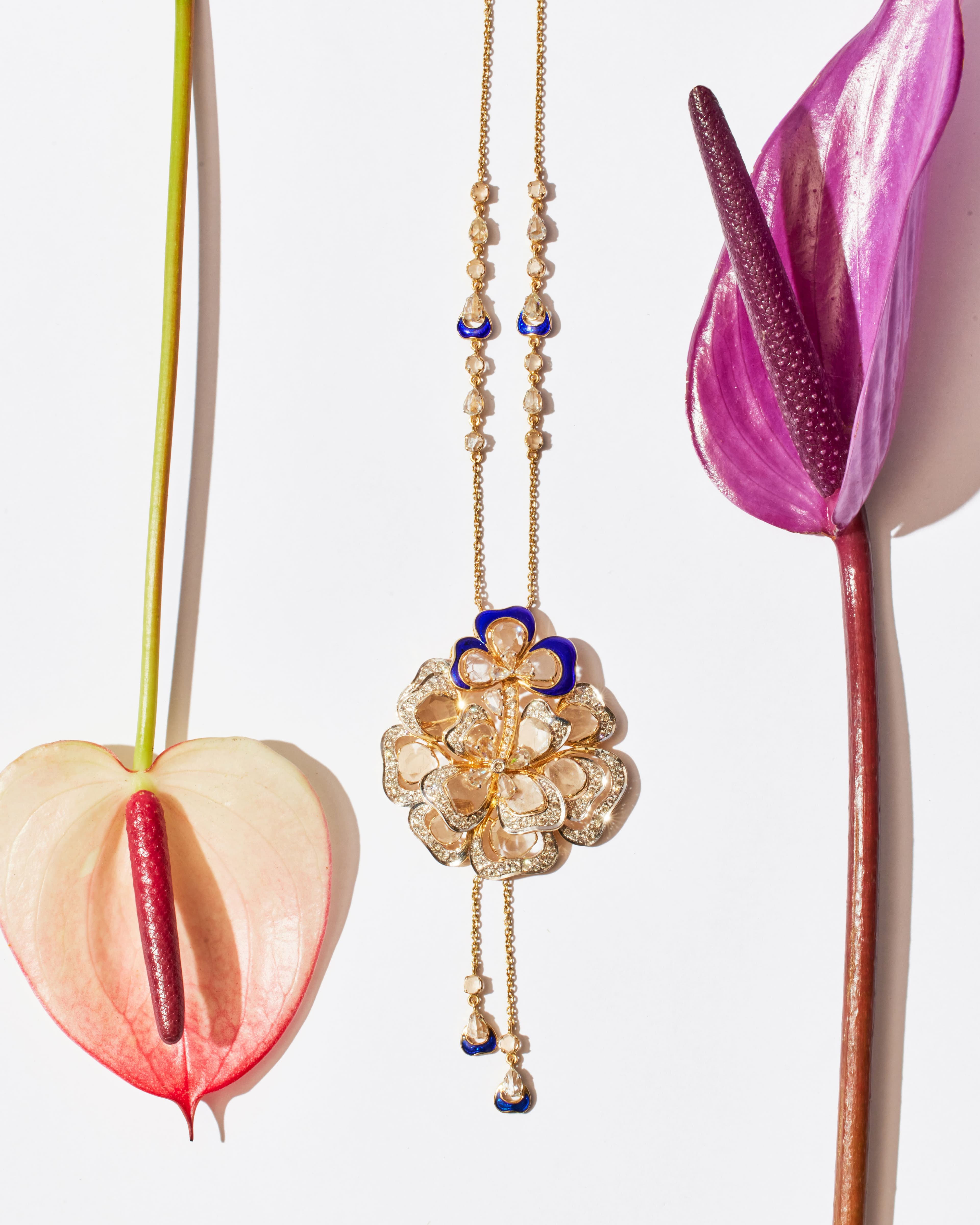 contemporary jewellery pendent