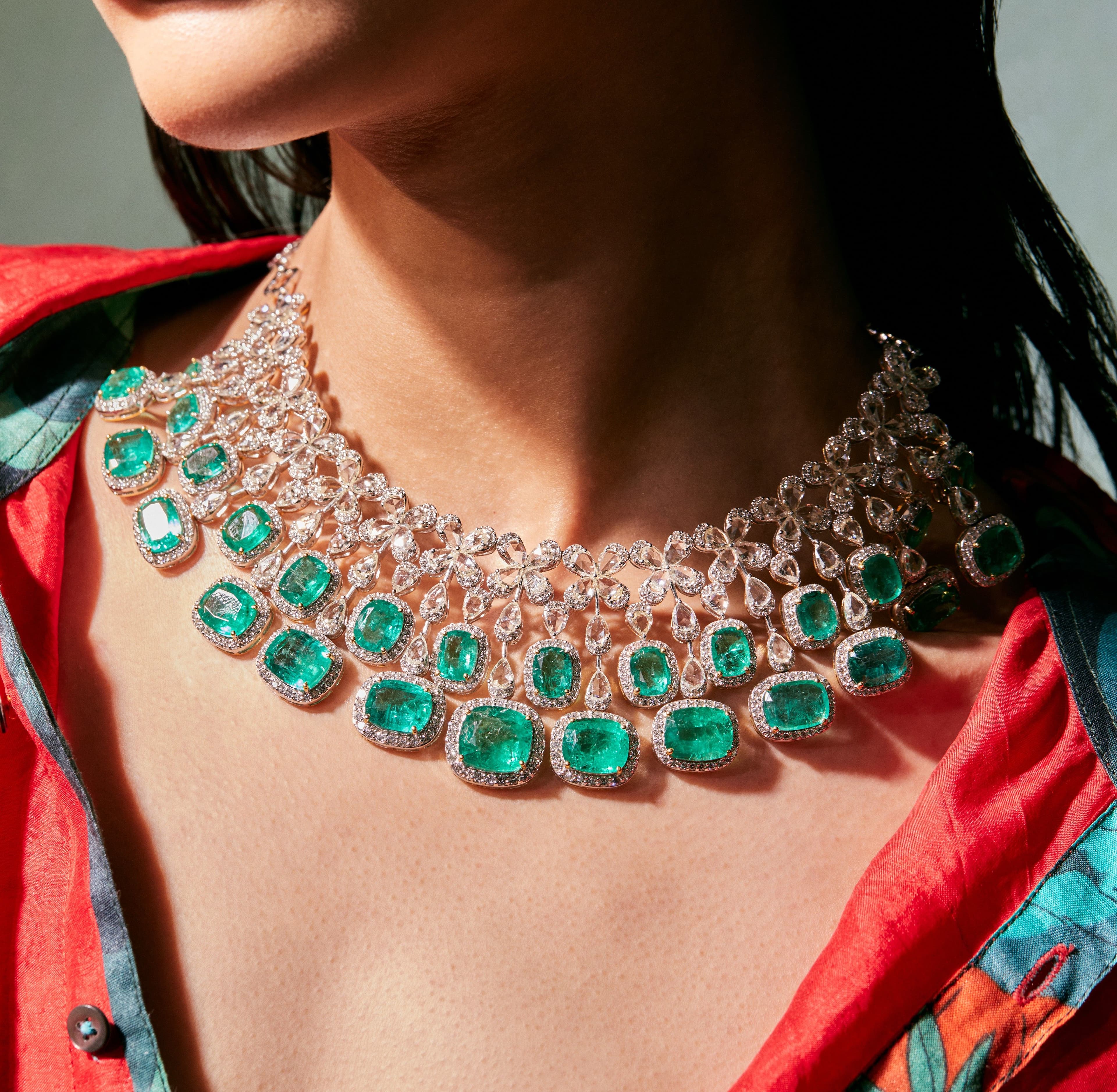High end emerald necklace
