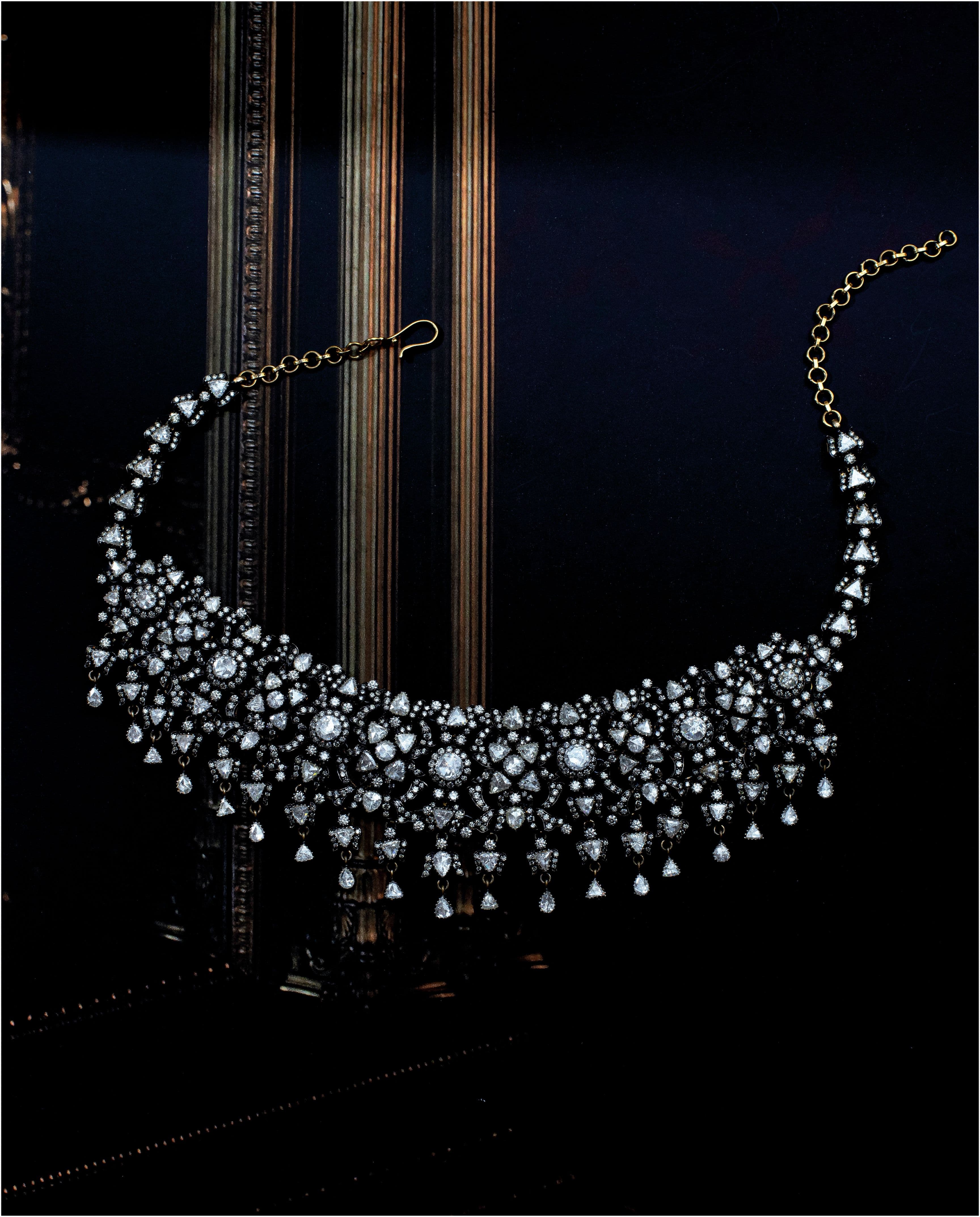 High end emerald necklace