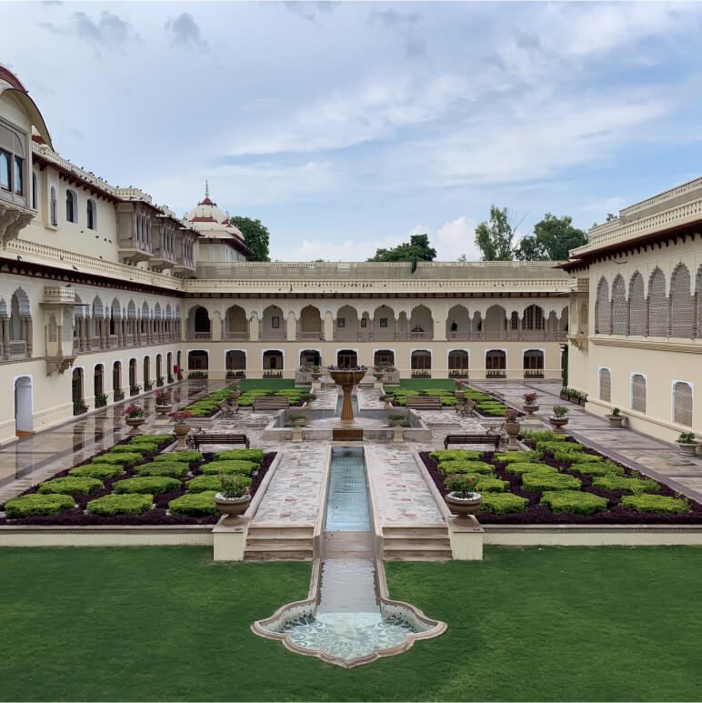 Rambagh Palace: High Tea with Peacocks